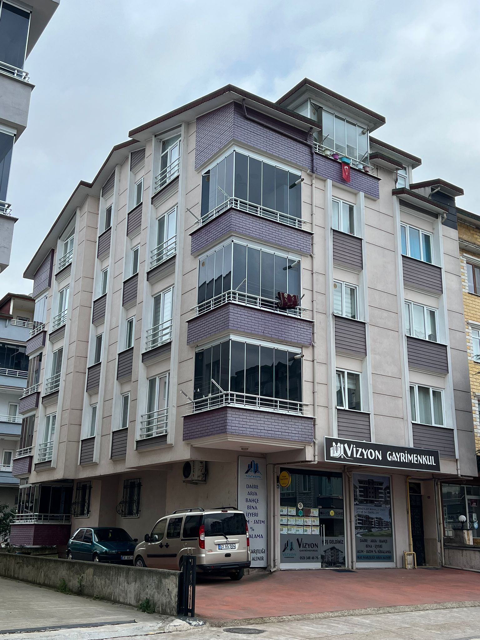 KARŞIYAKA ÇATI KATI